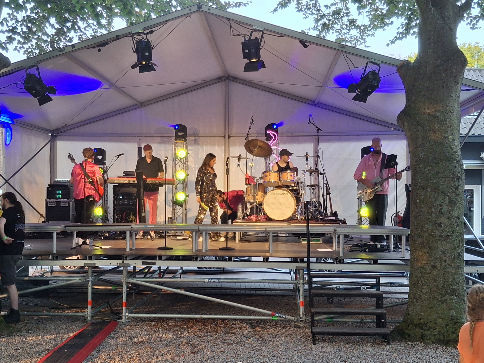 Licht operaten voor MM Licht en Geluid bij de Wielleronde in Oostvoorne